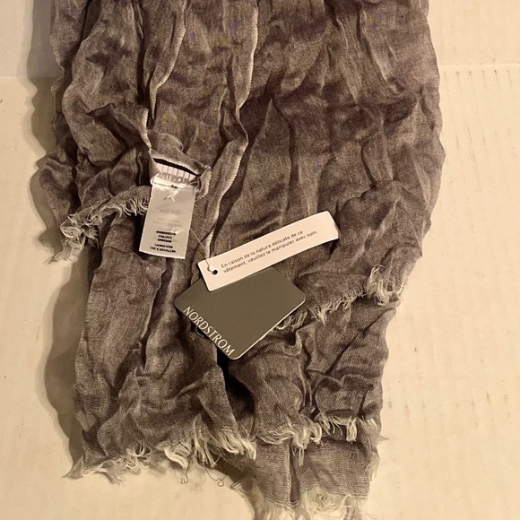 NWT - Nordstrom - Navy Dusk Scarf Modal & Silk Stripe Scarf - Picture 5 of 7